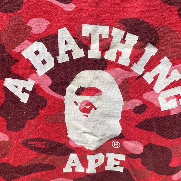 Red Camouflage T-Shirt with Logo - Picture 10 of 10
